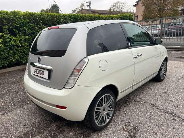 Lancia Ypsilon 1.2 Modamilano