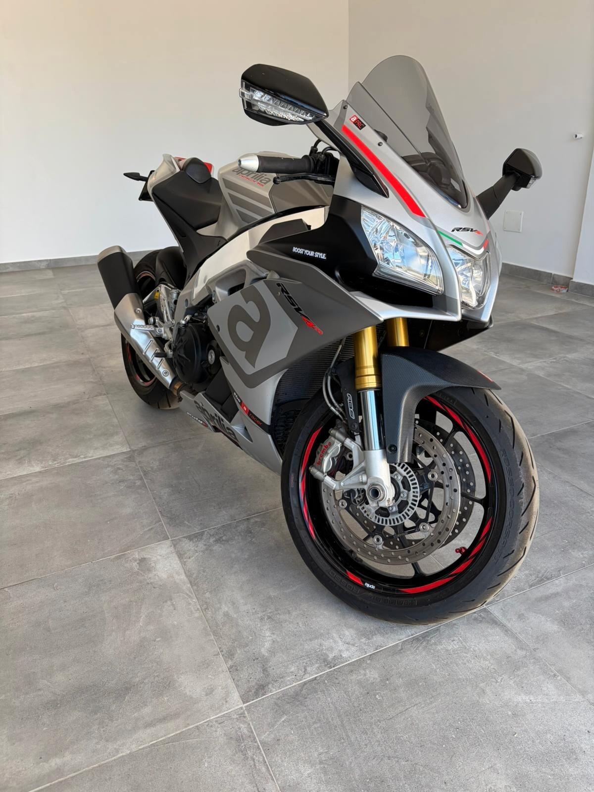 Aprilia RSV4 RR