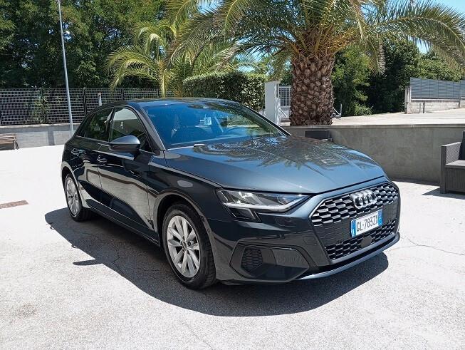 Audi A3 Sedan 35 TDI S tronic Business