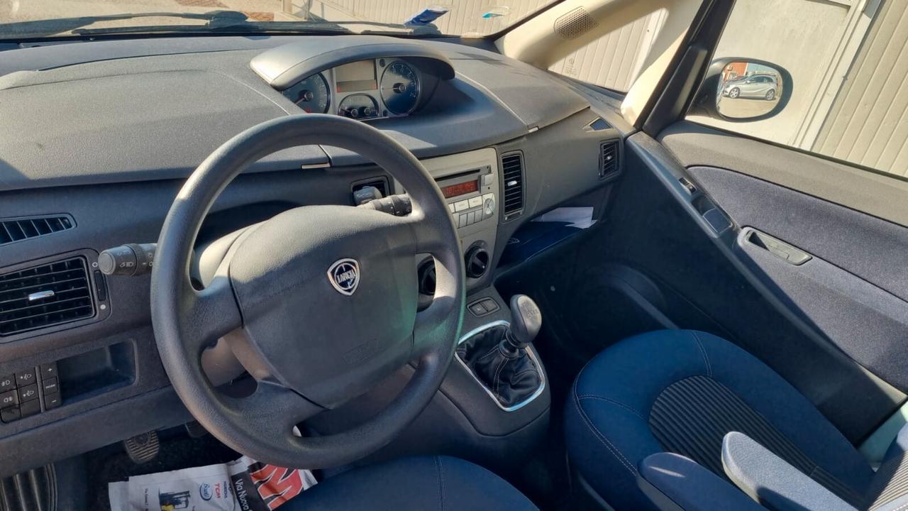 Lancia MUSA 1.4 16V EURO 5 Poltrona Frau-95CV-70KW-