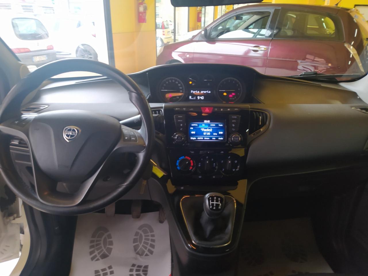 Lancia Ypsilon 1.2 69 CV 5 porte GPL Ecochic Gold Neopatentati