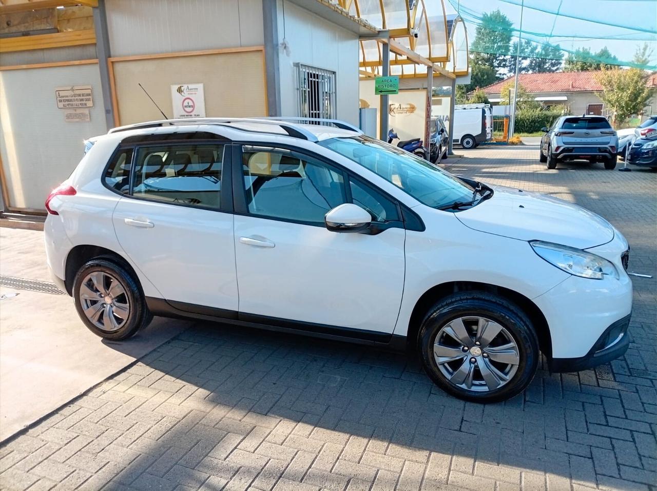 Peugeot 2008 PureTech 82 Allure