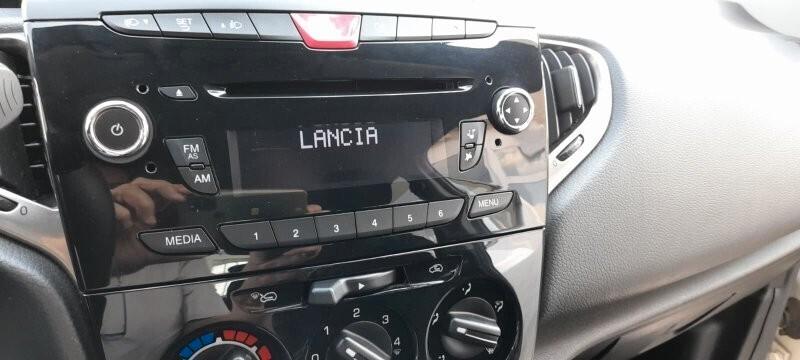 Lancia Ypsilon 1.2 69 CV 5 porte GPL Ecochic Silver