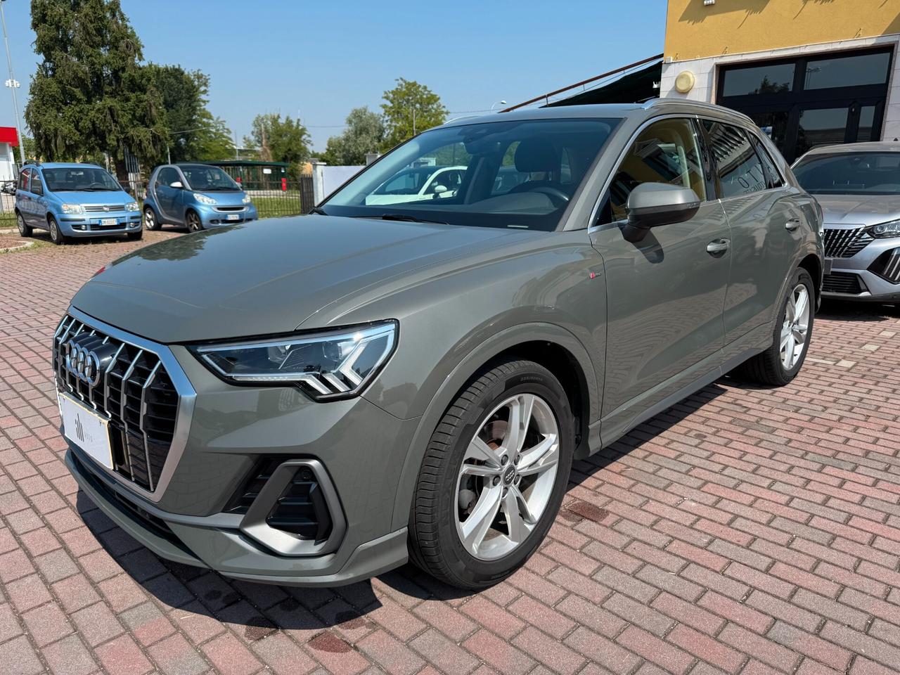 Audi Q3 35 TDI S tronic line edition