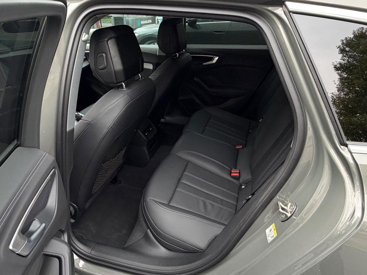 Audi A5 Avant TDI 150 kW mHEV+ S tronic Business Advanced