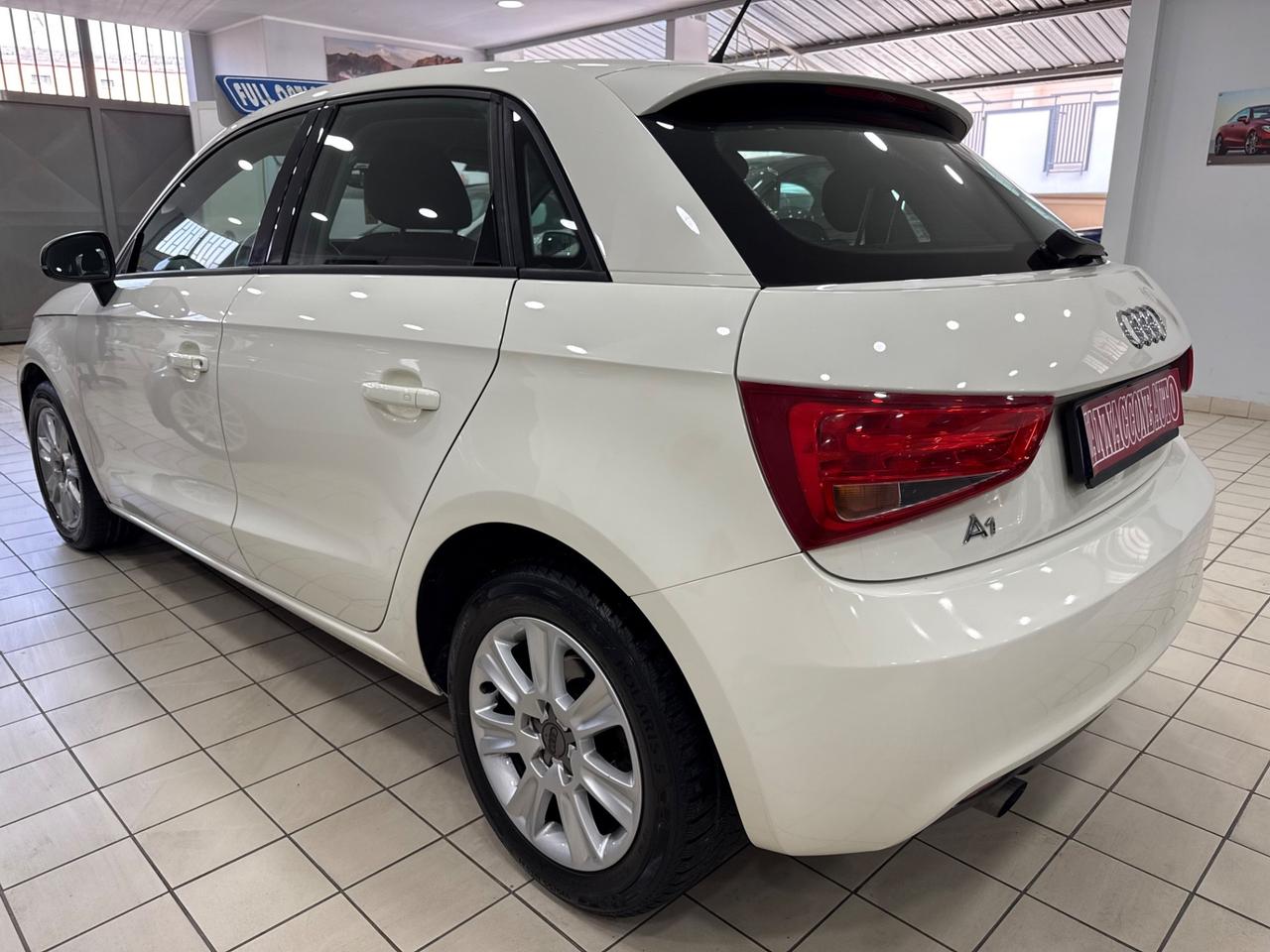 Audi A1 1.6 tdi 5P 2014 nuova full optional