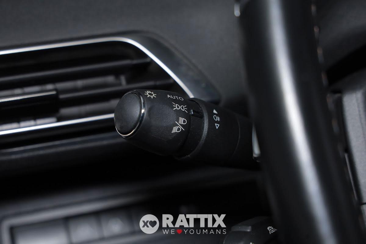 Peugeot 3008 1.6 Hybrid4 300CV GT Pack e-EAT8