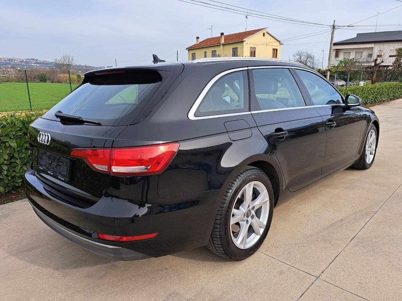 Audi A4 Avant 2.0 TDI 150 CV ultra Sport