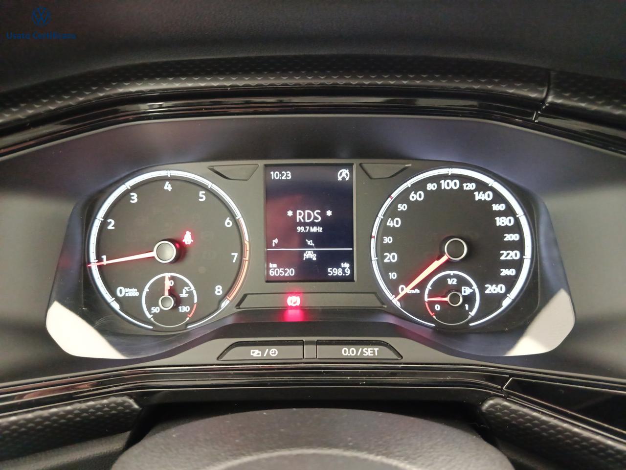 VOLKSWAGEN T-Cross - T-Cross 1.0 TSI Sport