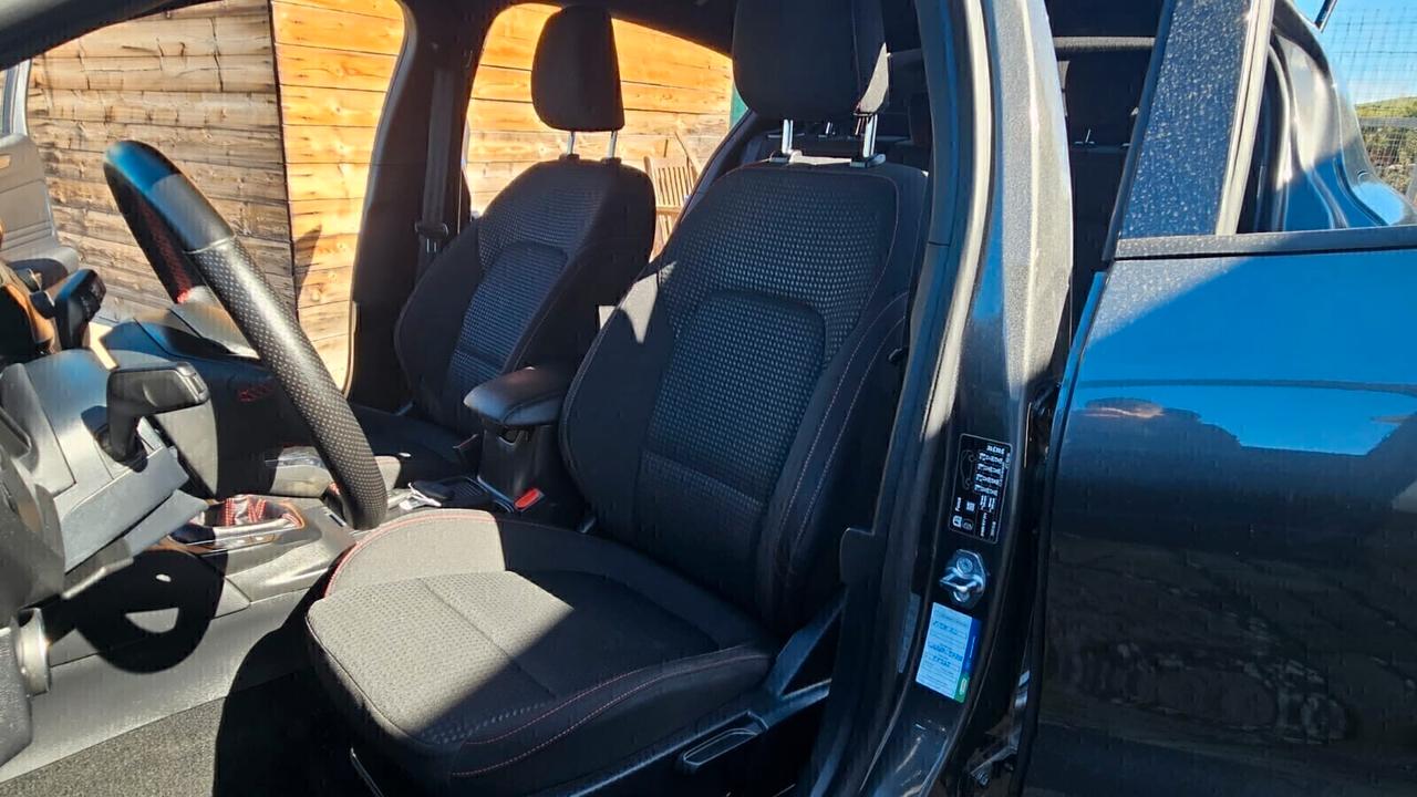 Ford Focus 1.0 EcoBoost Hybrid 125 CV 5p. ST Line X