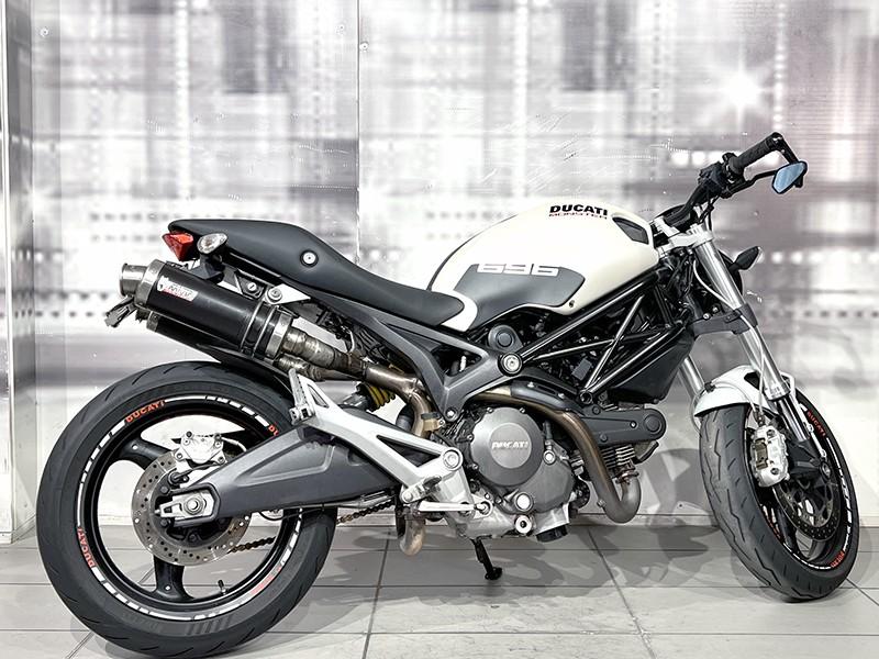 Ducati Monster 696
