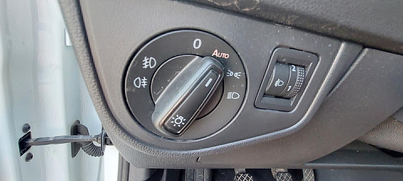 TAIGO 1,0 BENZINA LIFE 110 CV STRAFULL OPTIONAL NAVI RETROCAMERA TELEFONO, PROMO