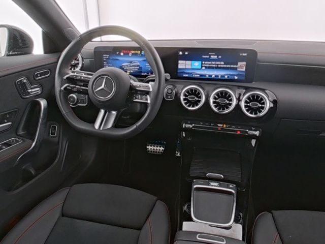 MERCEDES-BENZ CLA 200 d Automatic Shooting Brake AMG Line Advanced Plus