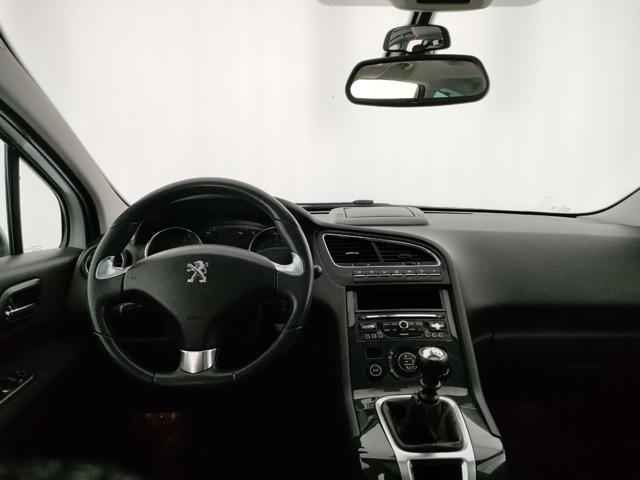 PEUGEOT 5008 1.6 HDi 115CV Business 7 Posti con Tetto