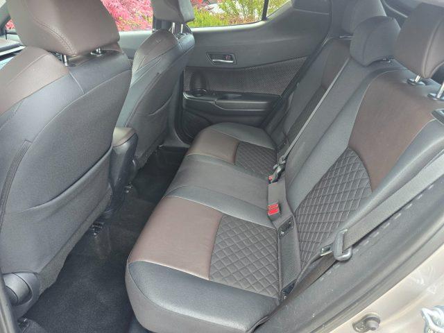 TOYOTA C-HR 1.8 Hybrid E-CVT Lounge