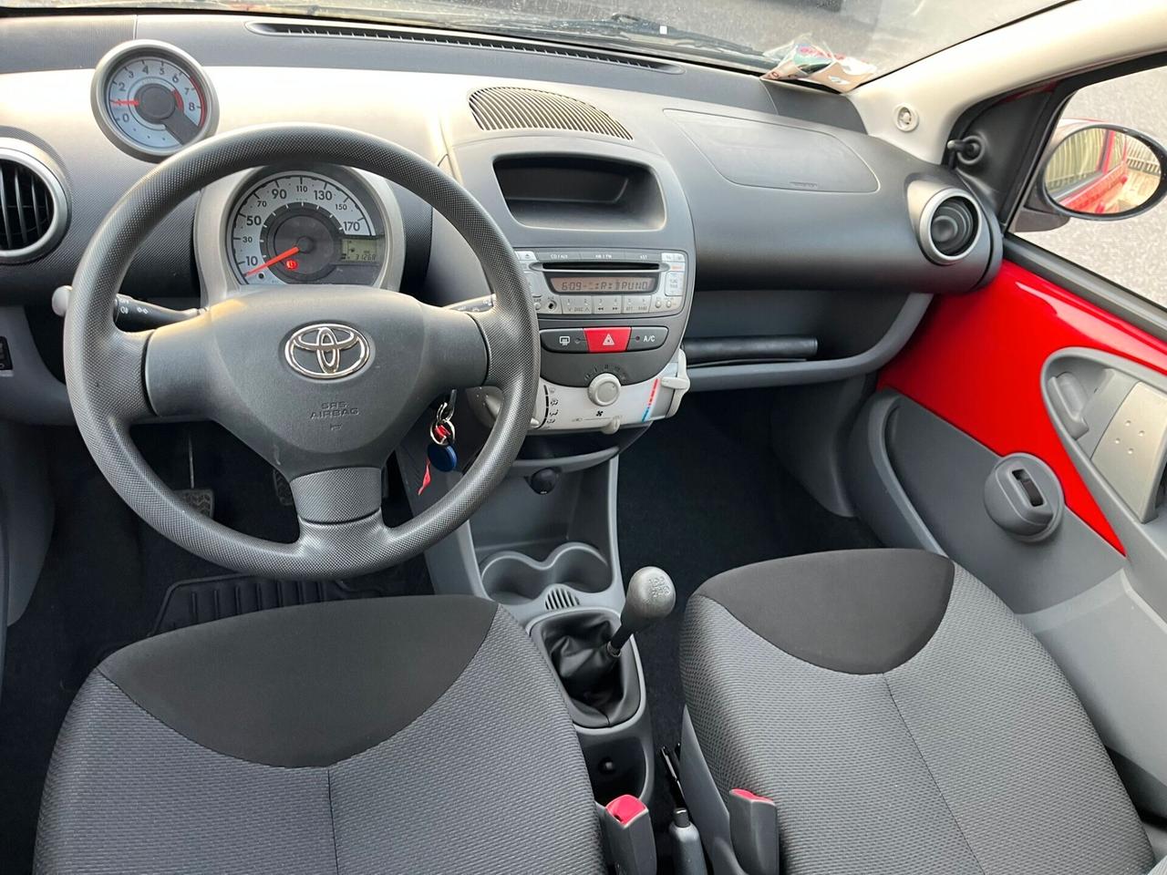 Toyota Aygo 1.0 BENZ SOLO 29.000 KM
