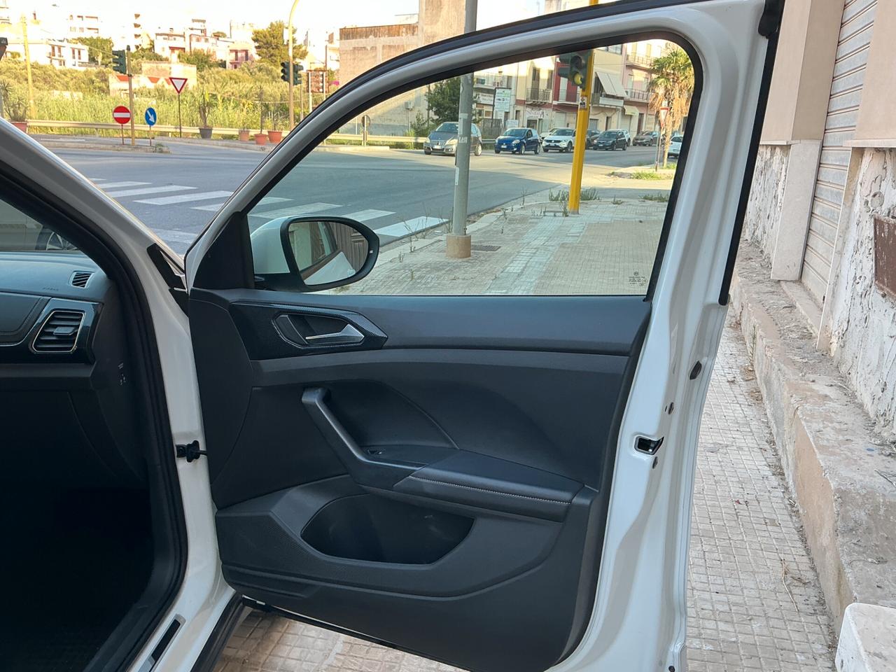 Volkswagen T-Cross 1.0 TSI 115 CV R-Line