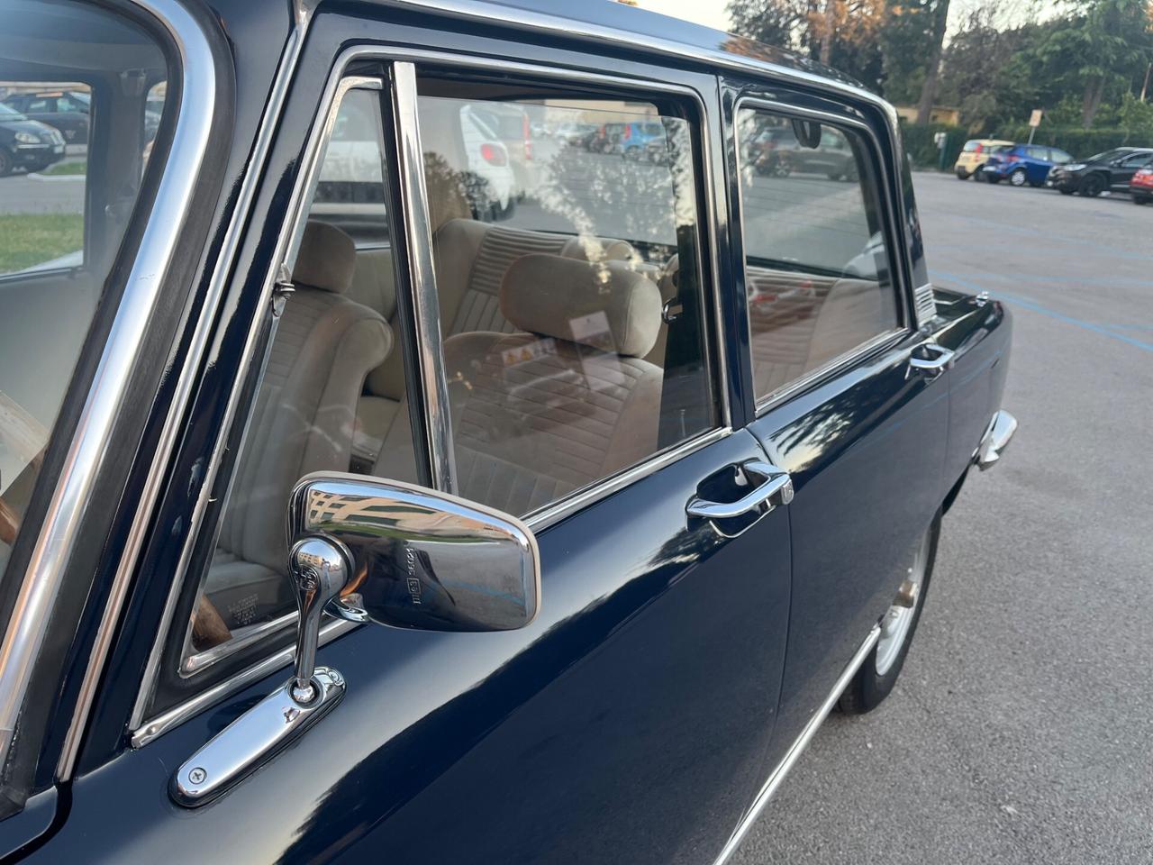 Alfa Romeo 2000 berlina