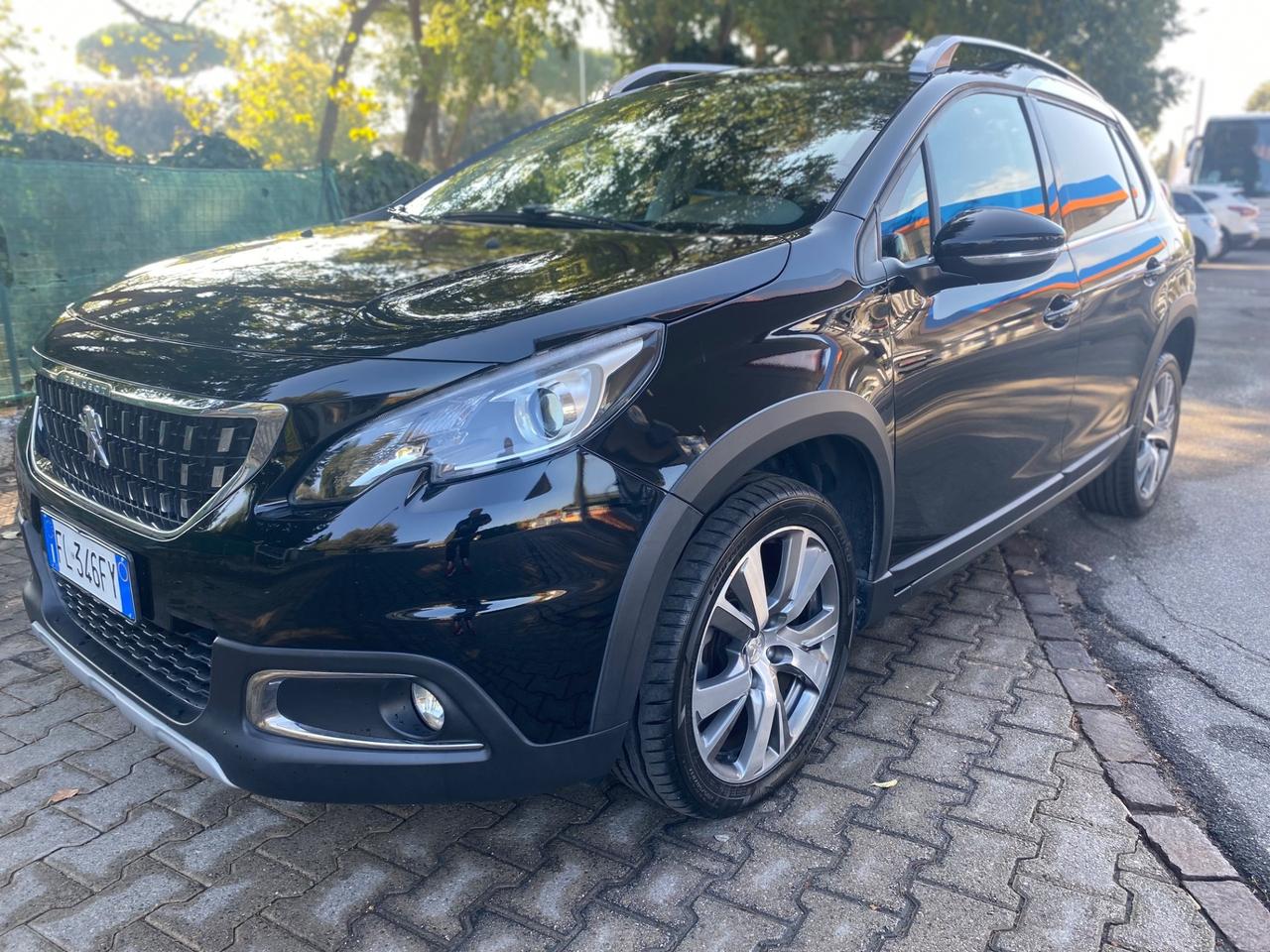Peugeot 2008 BlueHDi 100 GT Line gomme nuove !