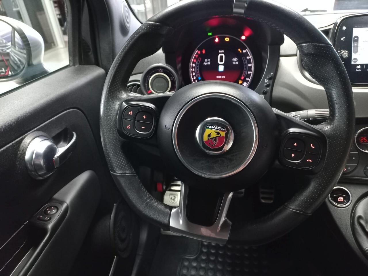 Abarth 595 1.4 Turbo T-Jet 165 CV