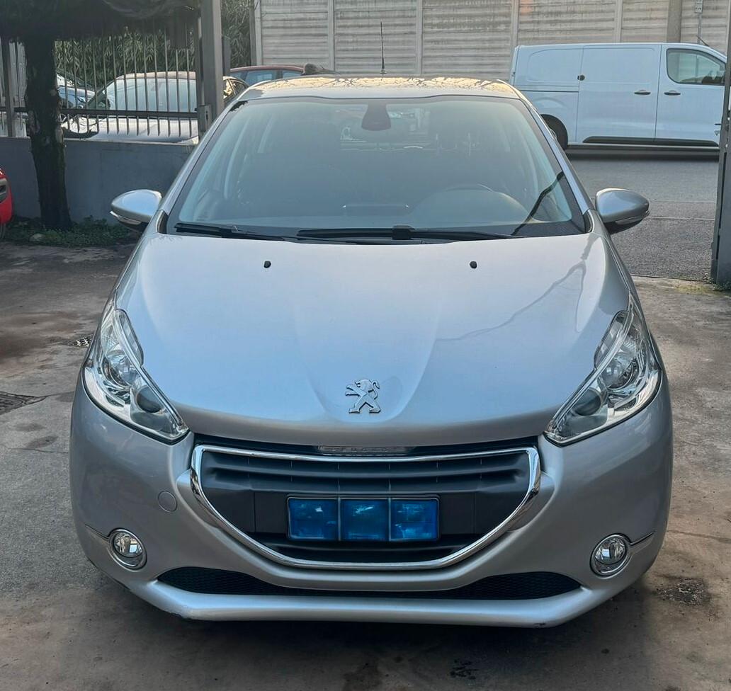 Peugeot 208 1.6 VTi 120 CV 5 porte Allure