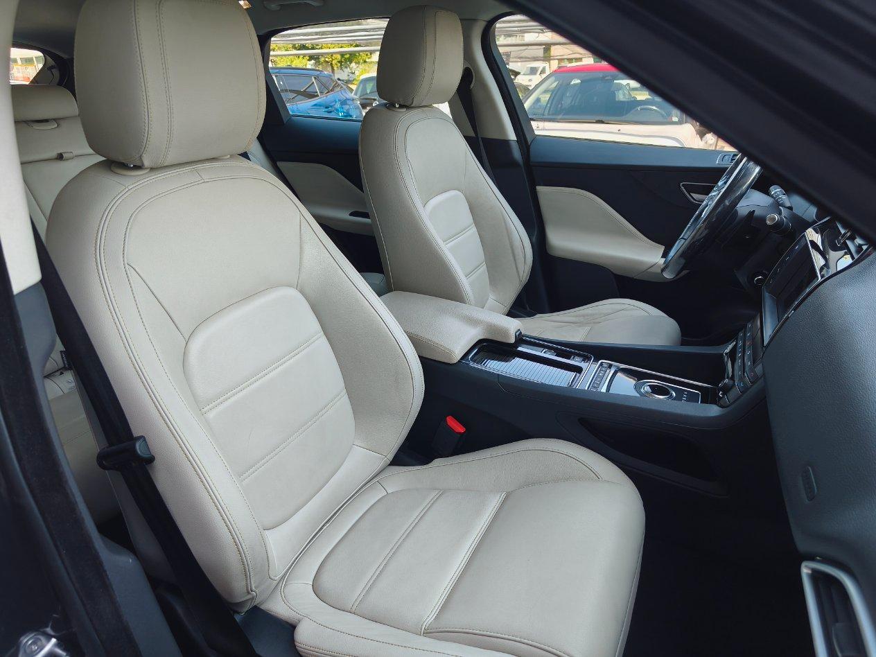 Jaguar F-Pace 2.0d Prestige awd 180cv auto