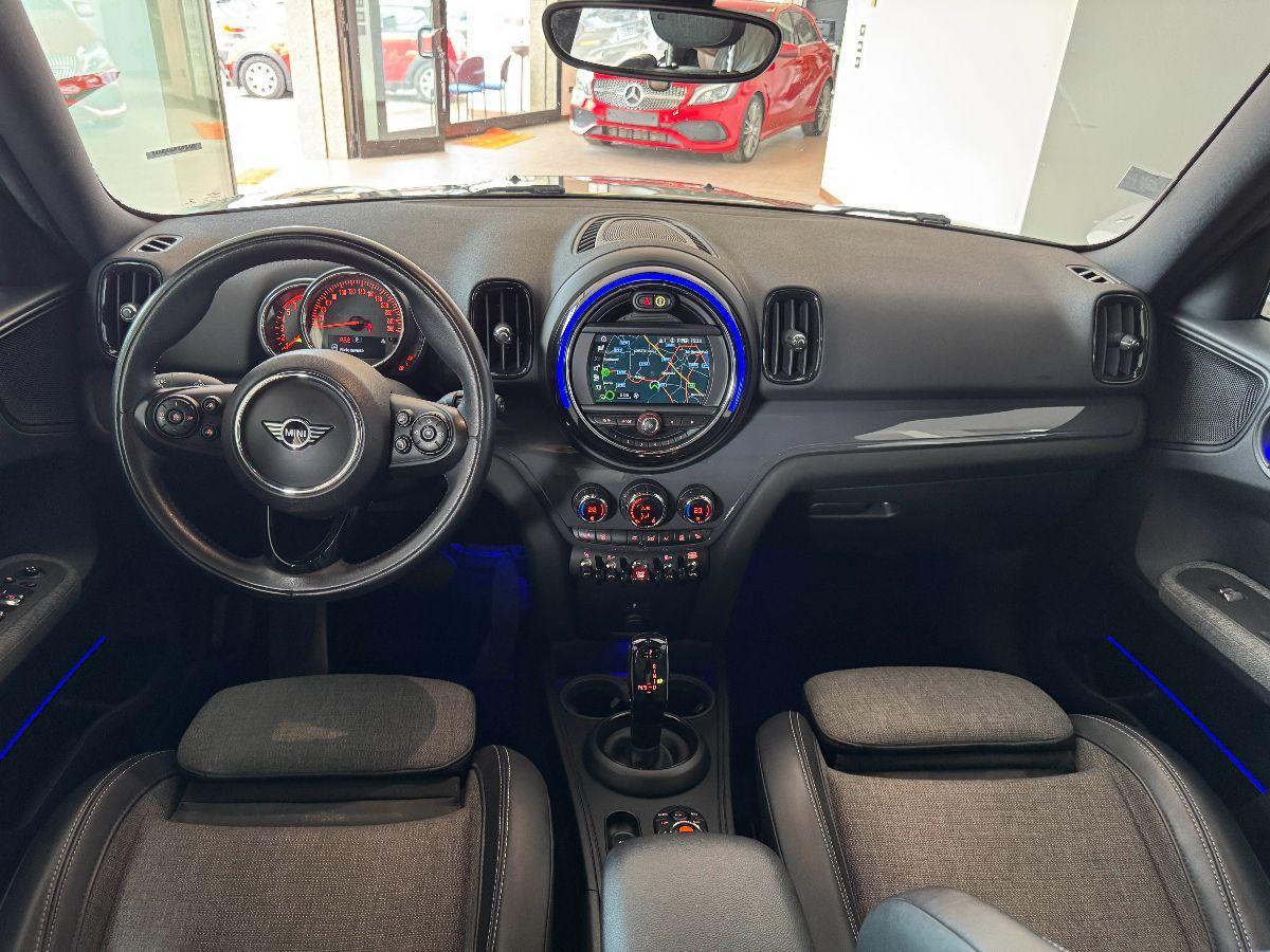 MINI - Countryman - Mini Cooper D Busin. ALL4 Aut.