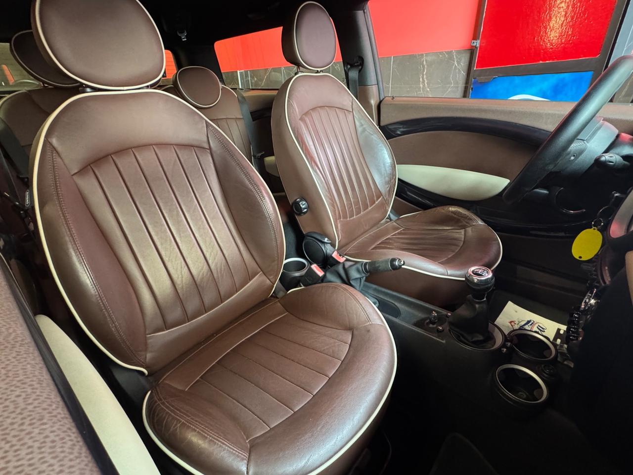 Mini Cooper D Clubman Mini 1.6 16V interni cartier