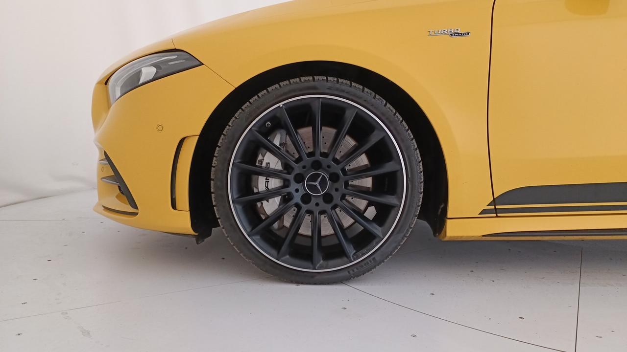 Mercedes-Benz Classe A - W177 2018 - A AMG 35 4matic auto