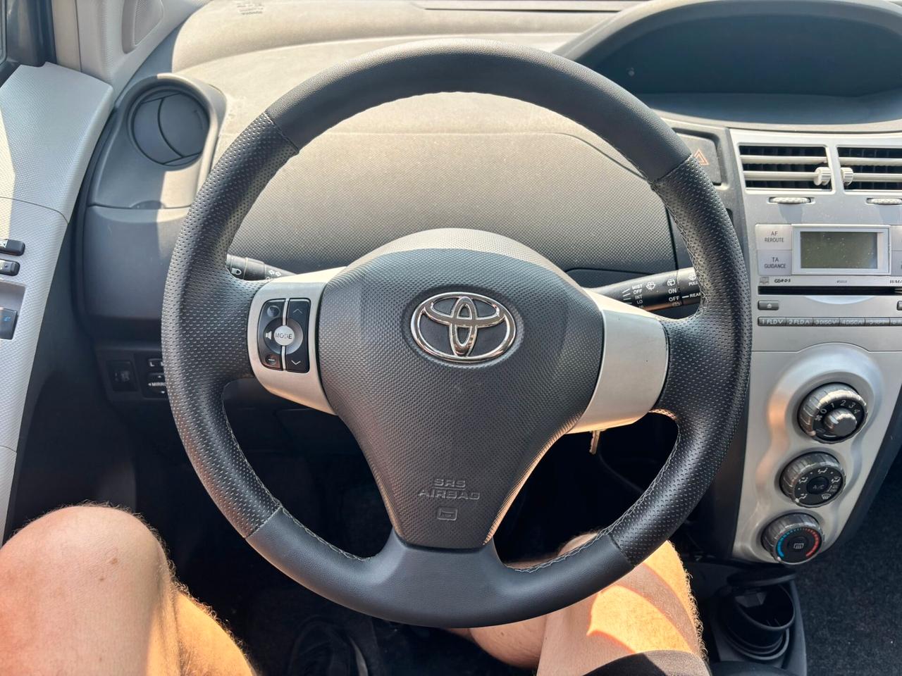 Toyota Yaris CAMBIO AUTOMATICO