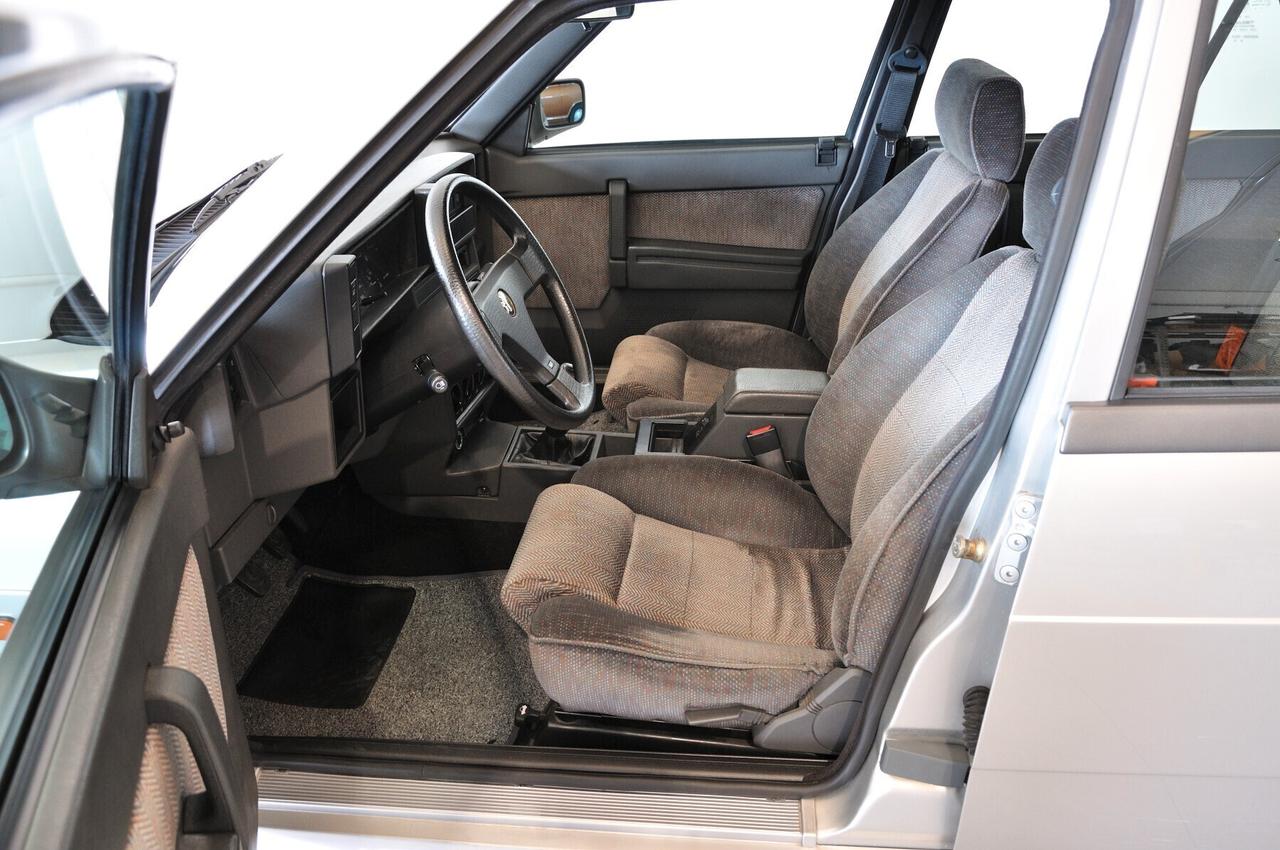 Alfa Romeo 75 2.0i Twin Spark CRS tagliandata perfetta