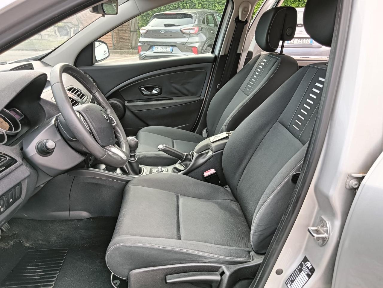 Renault Megane Mégane 1.5 dCi 110CV SporTour Attractive..CELL 320 147 1147 WUATSAPP..ELIA