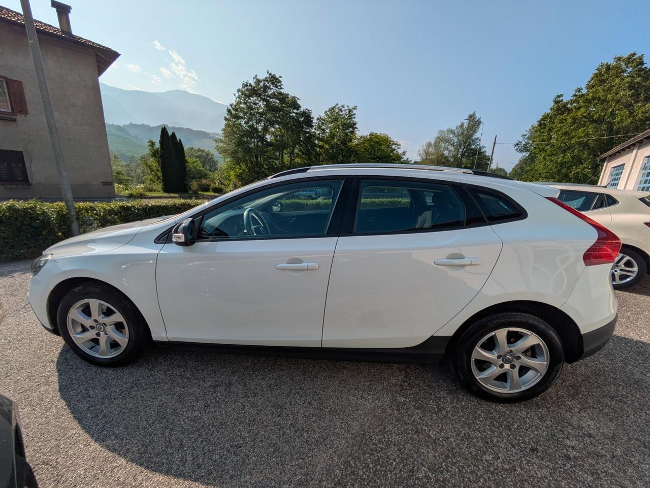 VOLVO V40 CROSS COUNTRY D2 1.6 DIESEL