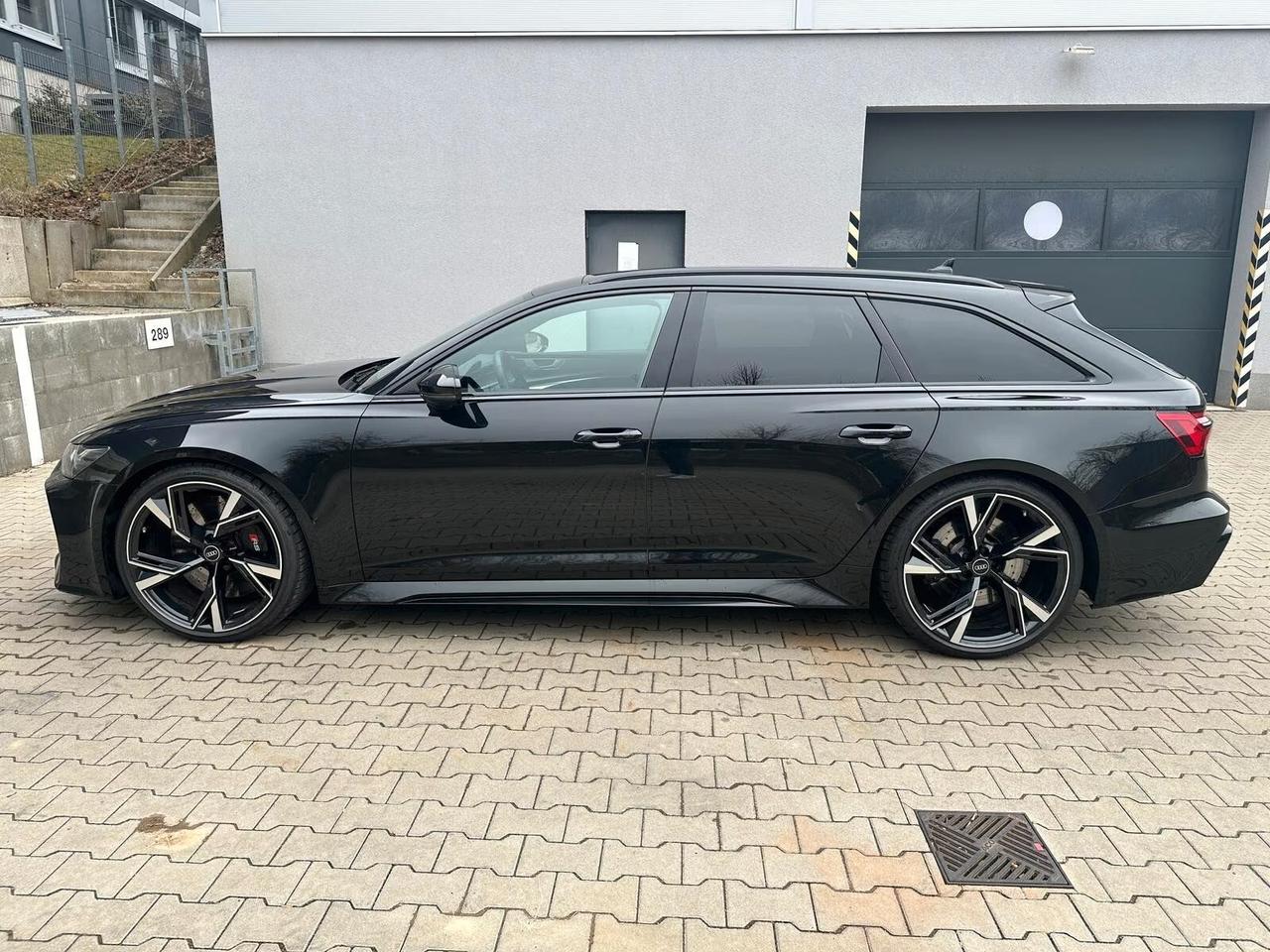 Audi RS6 RS 6 Avant 4.0 TFSI V8 quattro tiptronic pacchetto dinamico, tetto