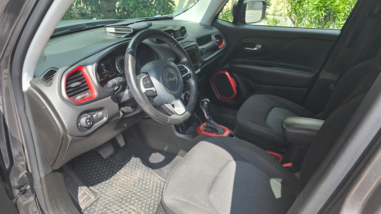 Jeep Renegade 2.0 Mjt 170CV 4WD Active Drive Low Trailhawk