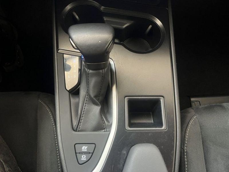 Lexus UX UX 300h 2.0 Urban 2wd cvt