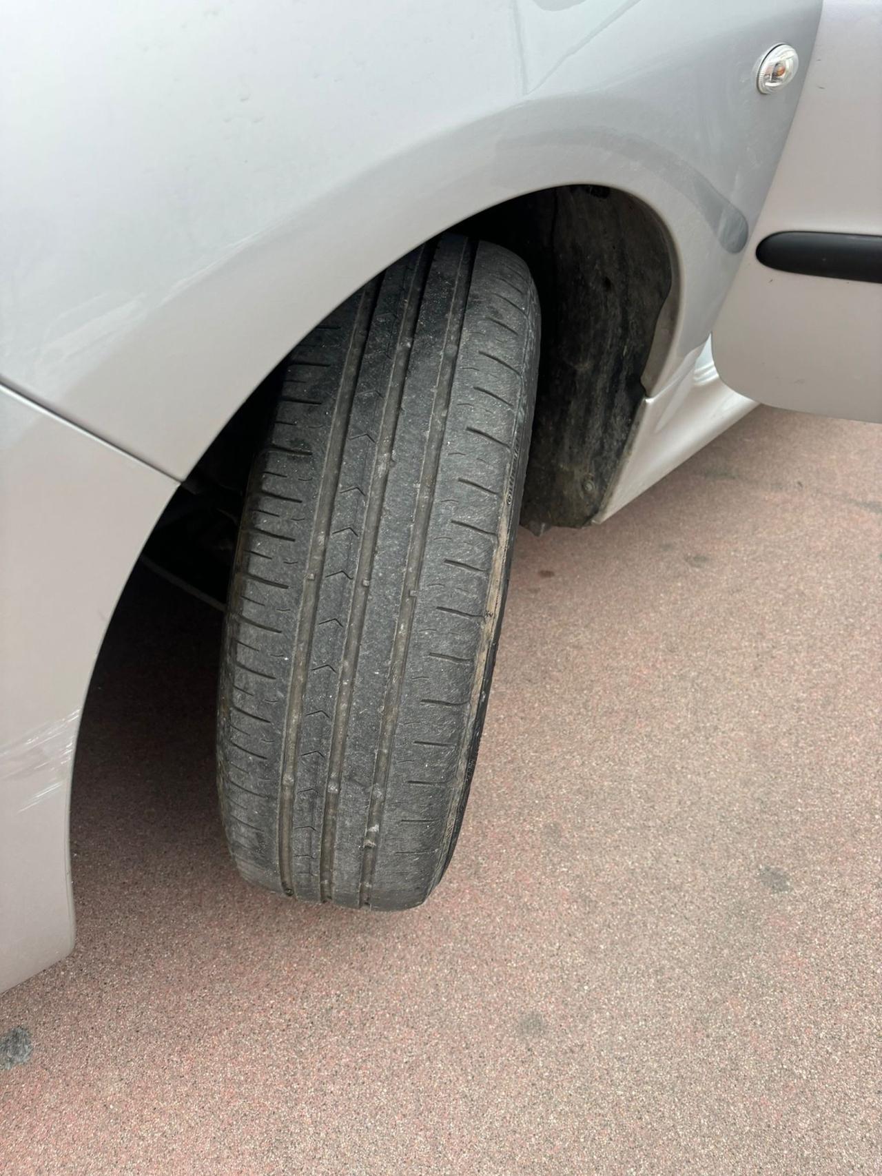 Peugeot 206 Plus 1.1 60CV 5p. Energie