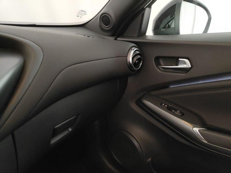 Nissan Juke 1.6 HEV N-Connecta Auto