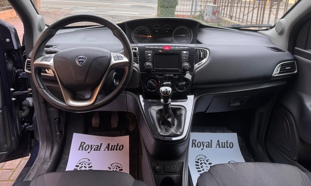 Lancia Ypsilon 1.2 69 CV 5 porte GPL Ok Neopatentati