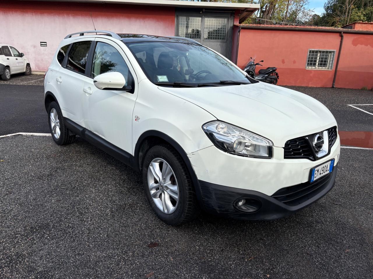 Nissan Qashqai+2 1.5 A 7 POSTI