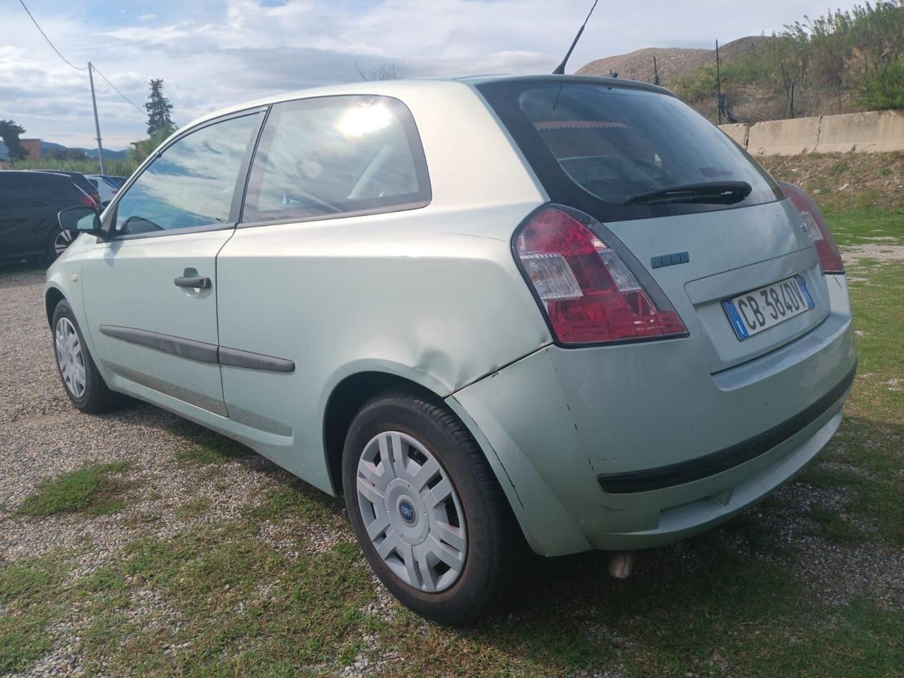 Fiat Stilo 1.6i 16V 3 porte Active 13.000 km!