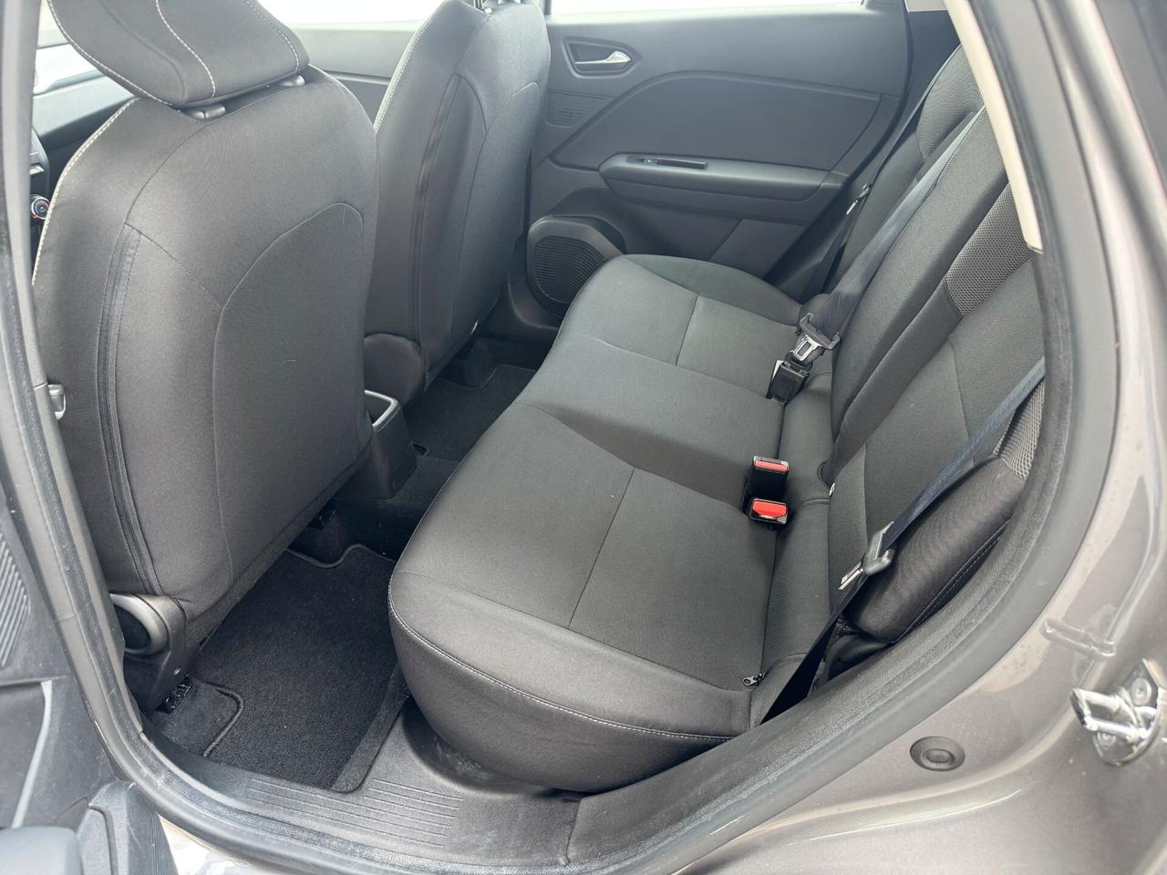 Renault Captur 1.0 tce 101cv / NO VINCOLI / Unico P.
