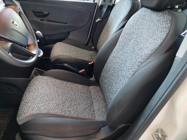 LANCIA Ypsilon 1.0 Hybrid Silver