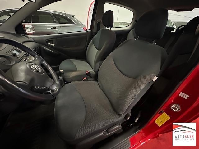 TOYOTA - Yaris 3p 1.0 Sol Blue NEOPATENTATI
