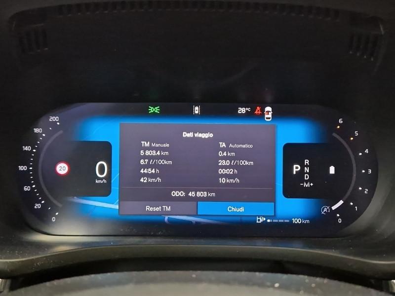 VOLVO XC60 B4 D AUTOMATICO PLUS DARK SUV