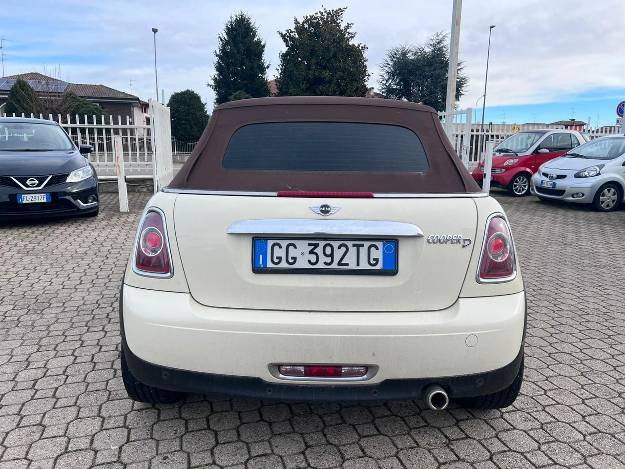 Mini 2.0 16V Cooper D Cabrio Automatica