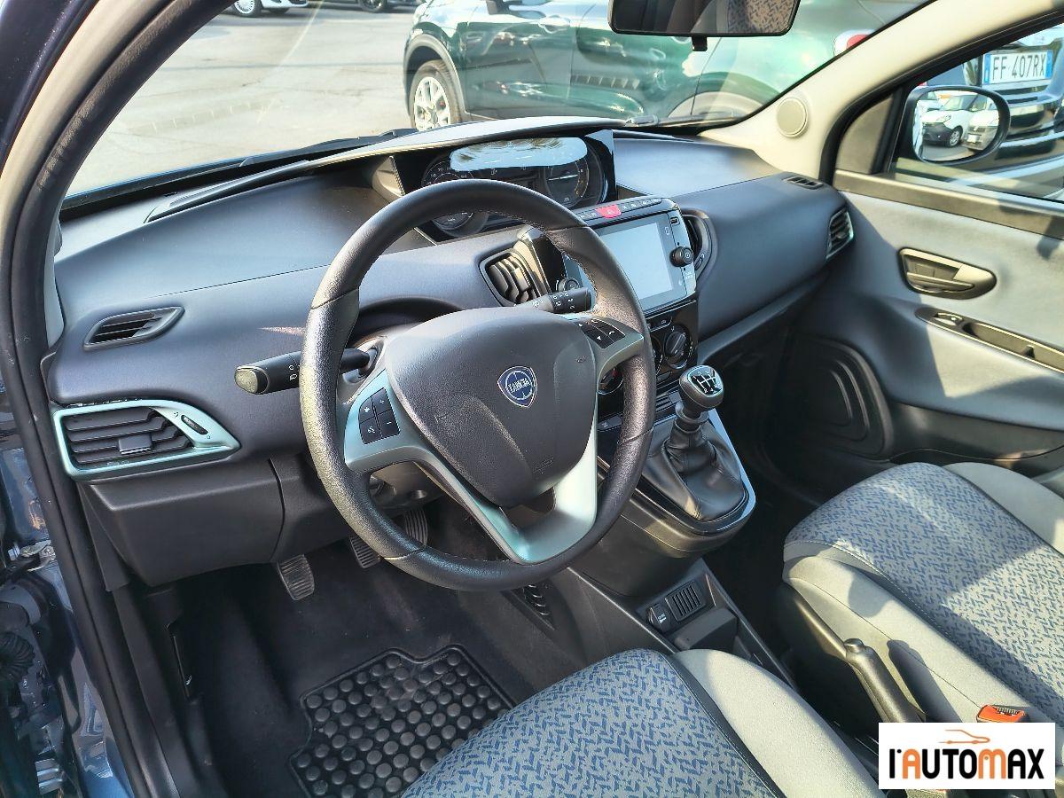 LANCIA - Ypsilon - 1.0 FireFly 5p. S&S Hybrid Oro