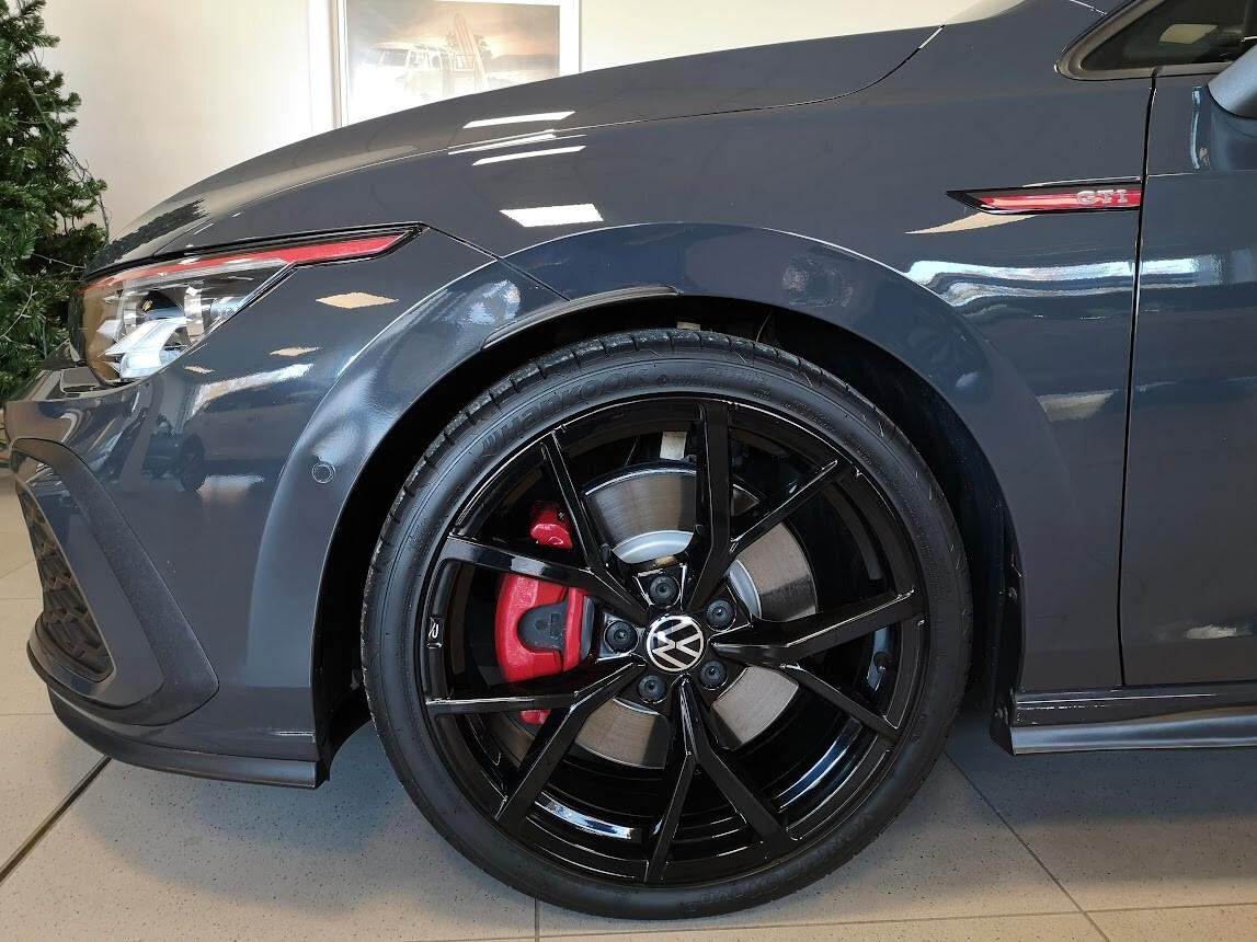 Volkswagen Golf GTI 2.0 TSI DSG MATRIX ACC DCC