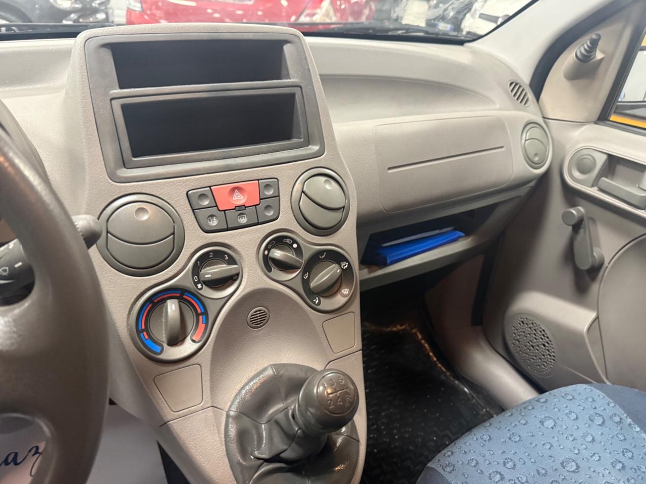 Fiat Panda 1.1 Active 60 CV Ok per Neopatentati