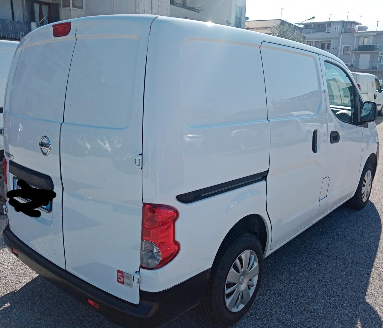 Nissan Nv 200 doppia porta giugno 2018